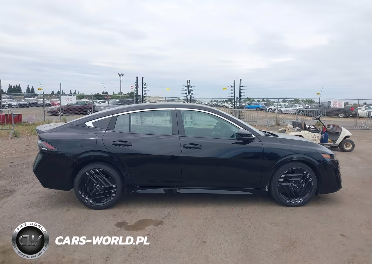2026 Nissan Sentra Sr VIN:3N1AB9DV1TY229308 - 13