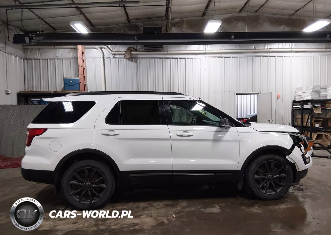 2017 Ford Explorer Xlt VIN:1FM5K8D86HGD81625 - 13