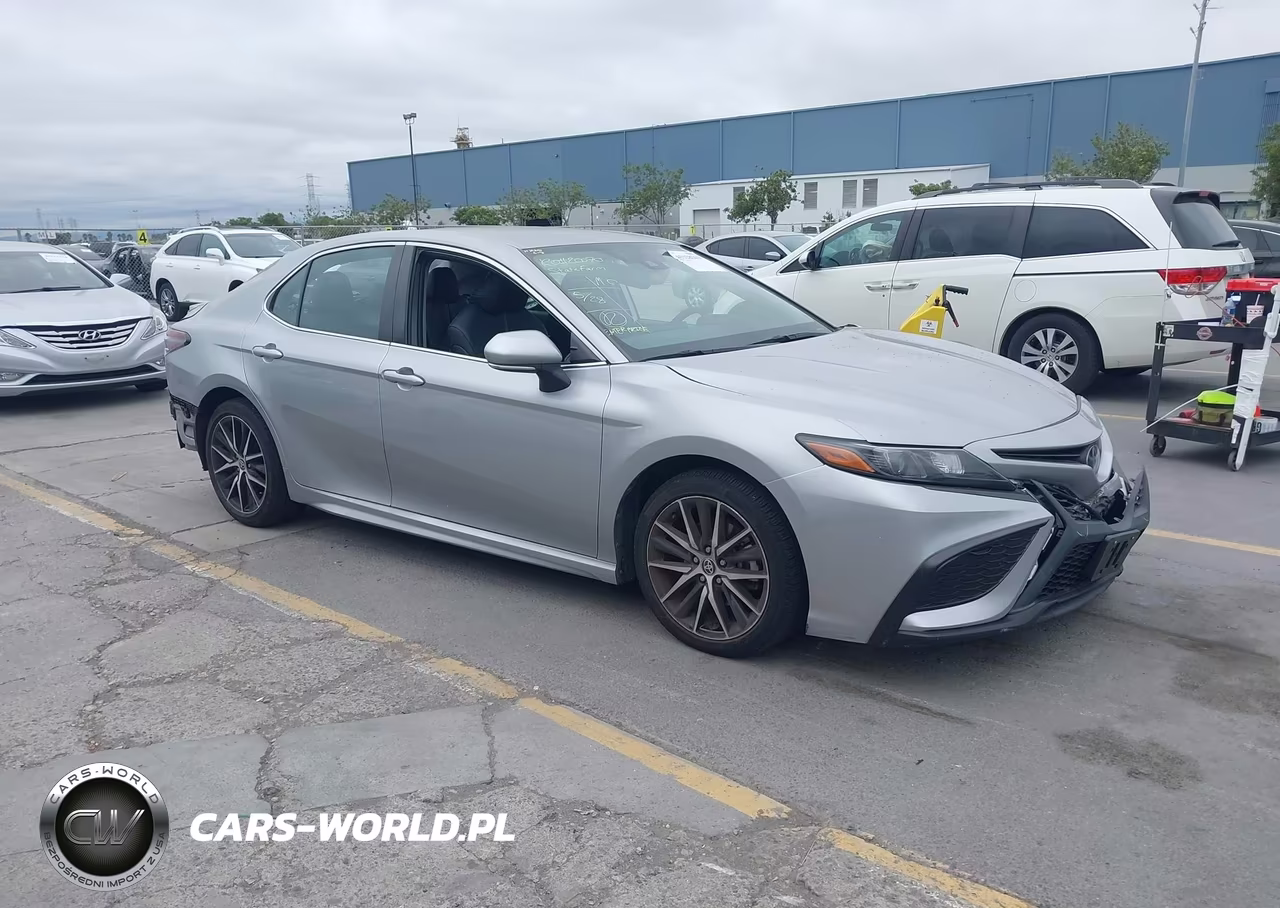 2021 Toyota Camry Se – zdjęcie 1 z 17