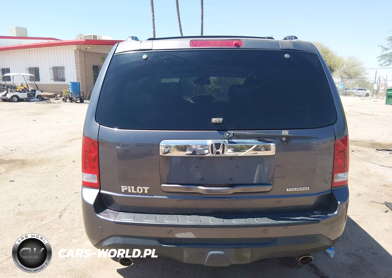 2015 Honda Pilot Touring VIN:5FNYF3H92FB021139 - 15
