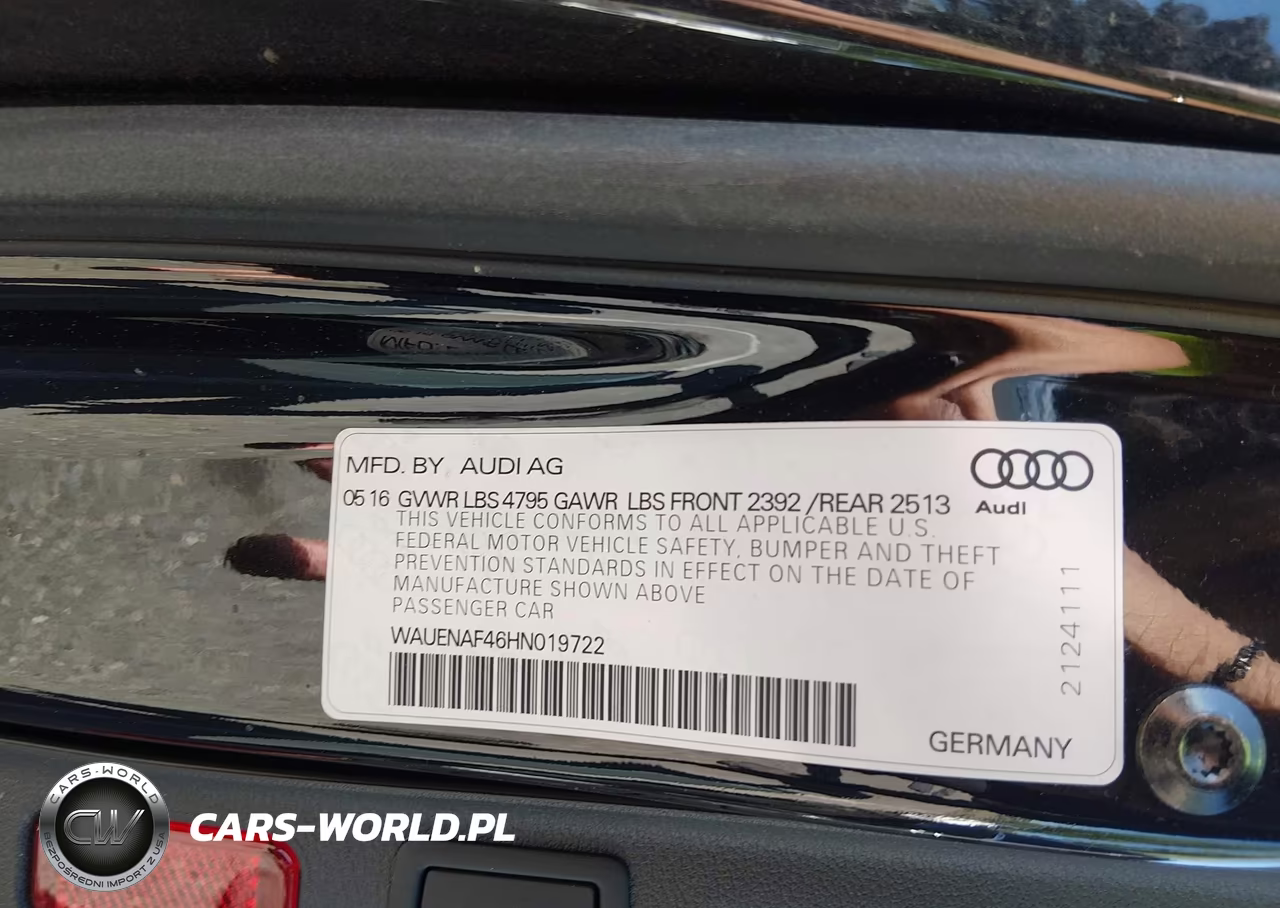 2017 Audi A4 Premium Plus VIN:WAUENAF46HN019722 - 9