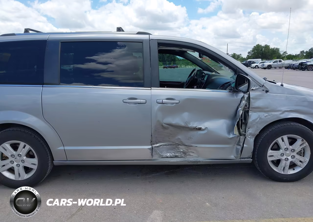 2019 Dodge Grand Caravan Sxt VIN:2C4RDGCGXKR771099 - 13