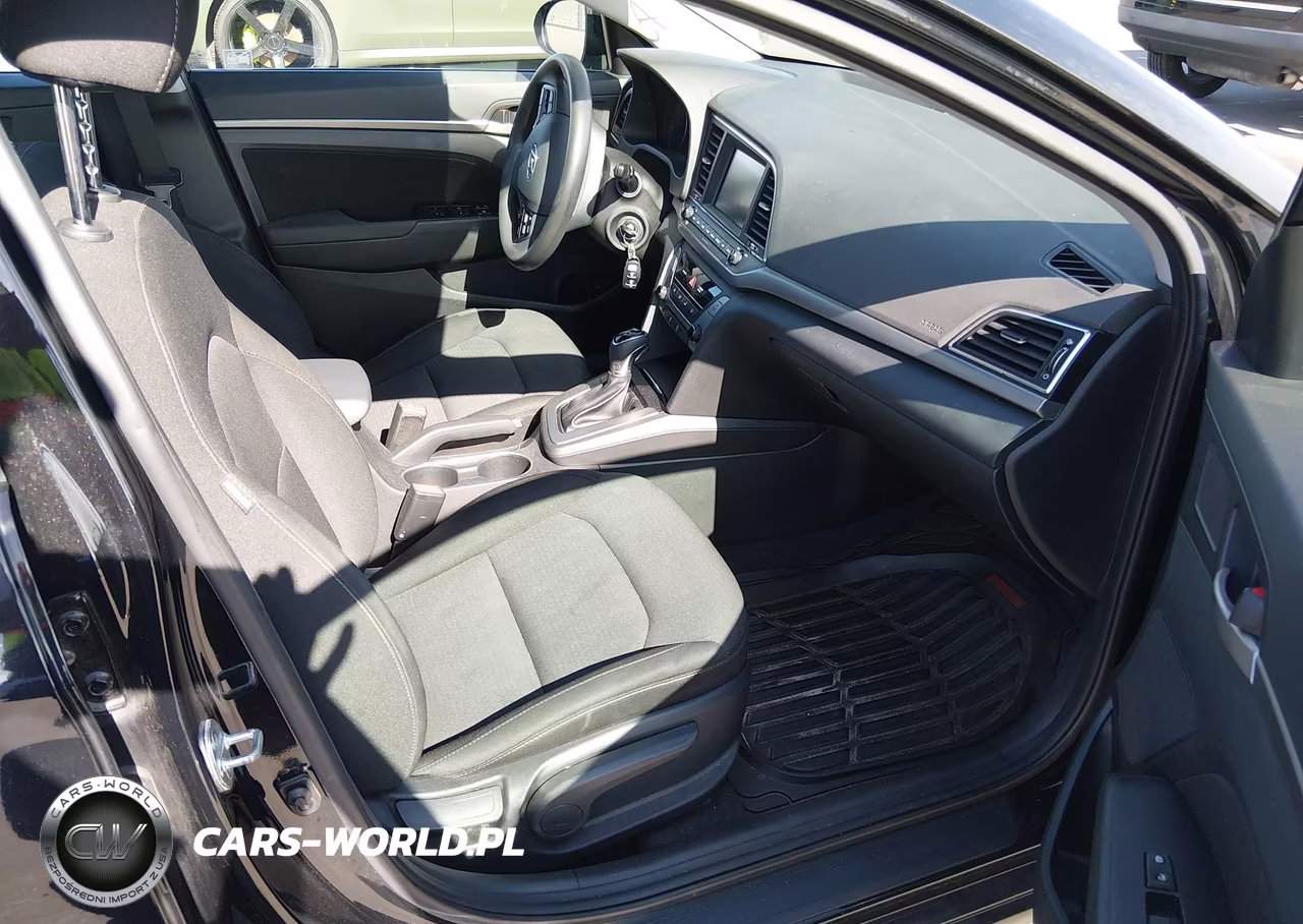 2018 Hyundai Elantra Sel VIN:5NPD84LF0JH236153 - 5