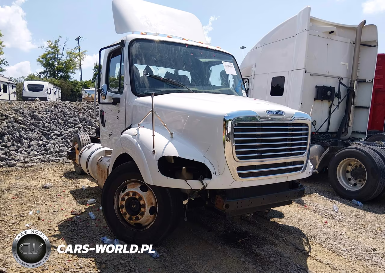 2017 Freightliner M2 112