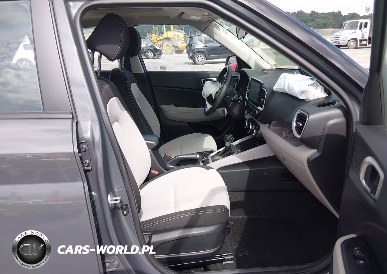 2024 Hyundai Venue Sel VIN:KMHRC8A34RU299242 - 5