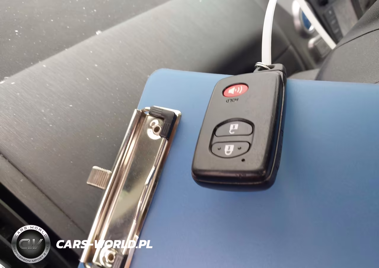 2012 Toyota Prius V Five VIN:JTDZN3EU0C3037476 - 11