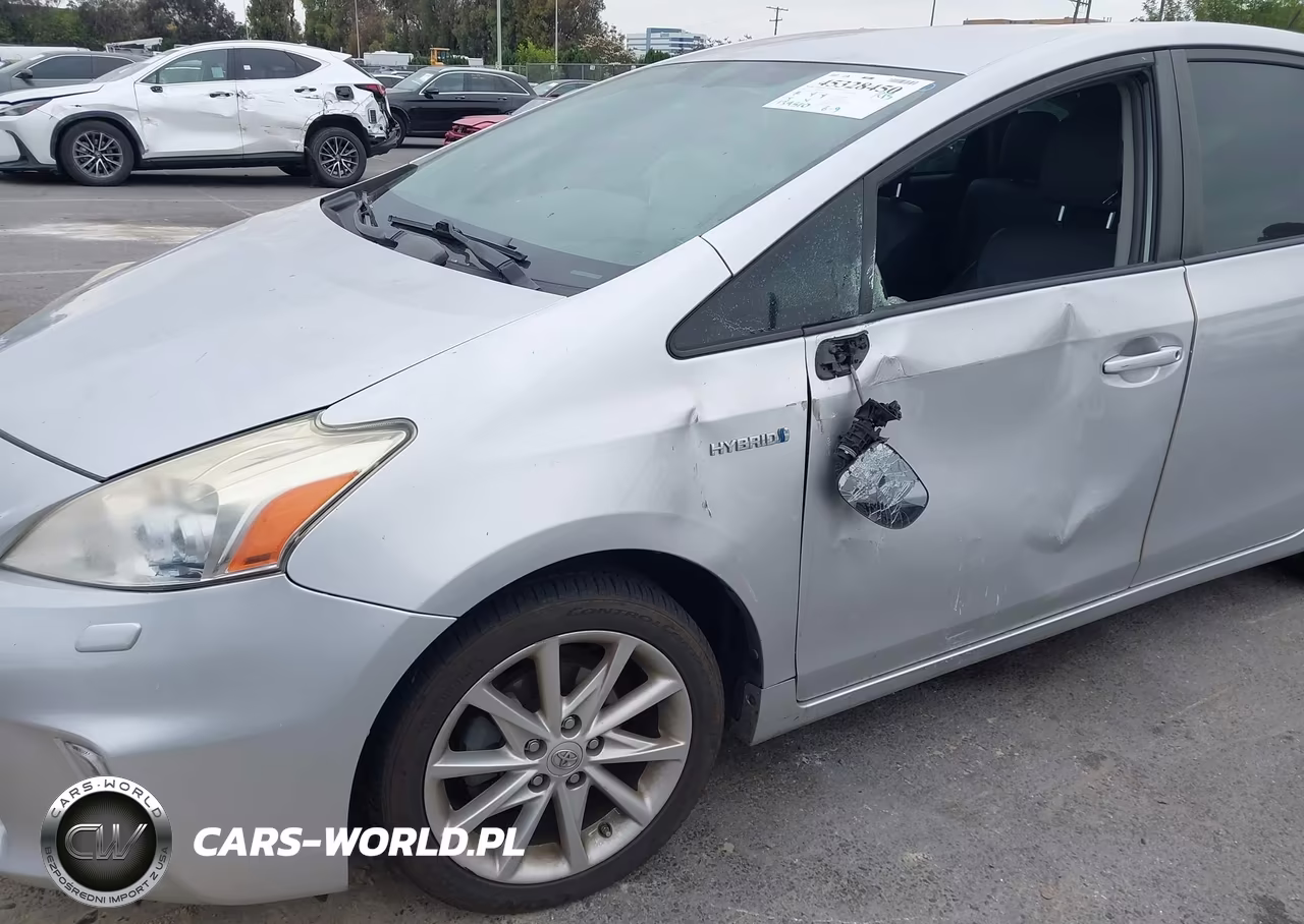 2012 Toyota Prius V Five VIN:JTDZN3EU0C3037476 - 6