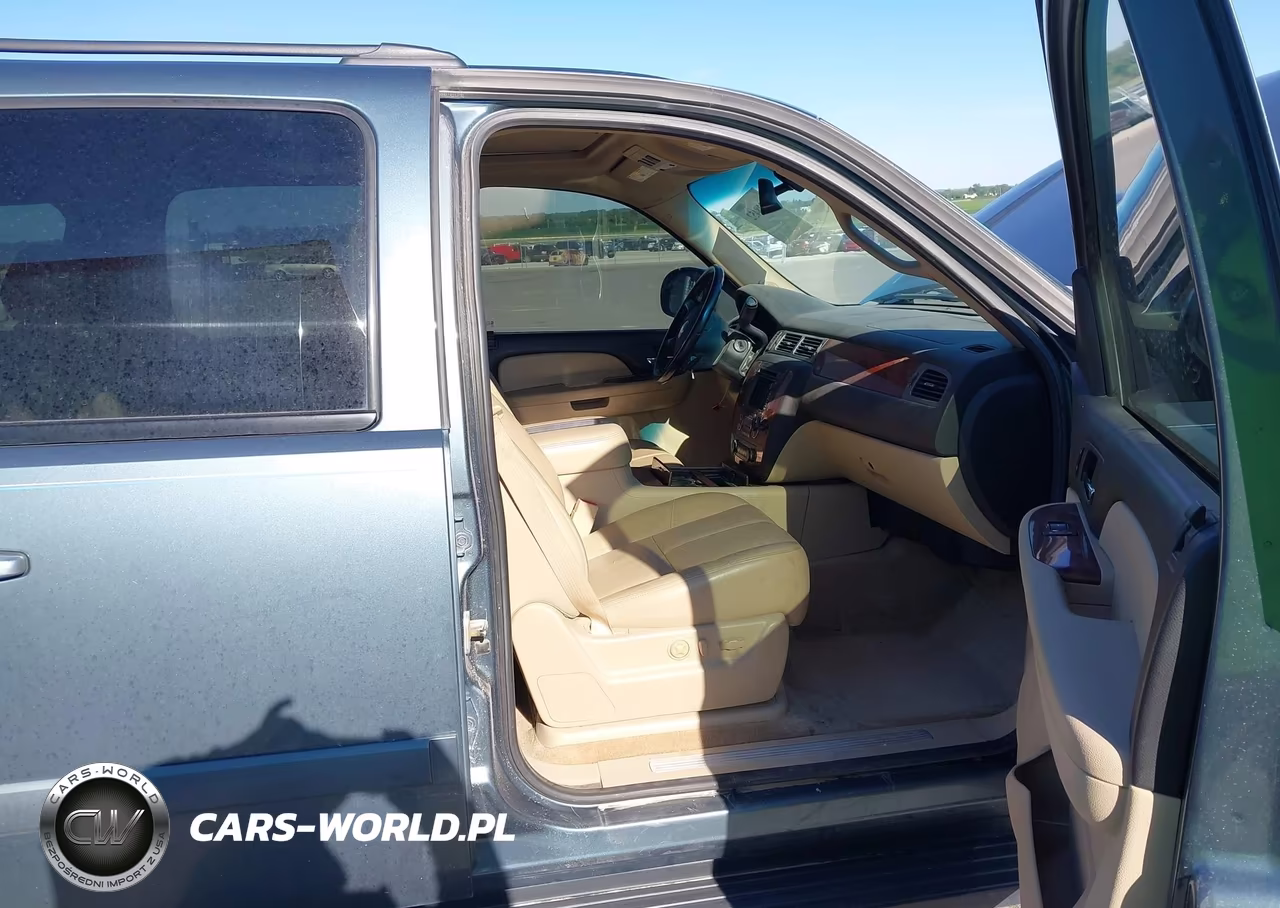 2008 Chevrolet Suburban 1500 Ltz VIN:3GNFK16358G182305 - 5