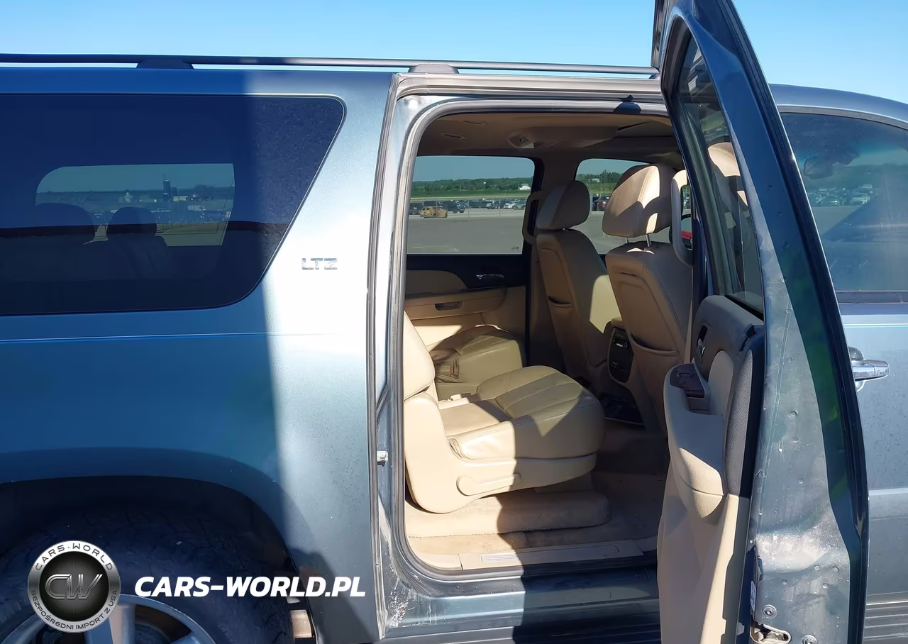 2008 Chevrolet Suburban 1500 Ltz VIN:3GNFK16358G182305 - 8
