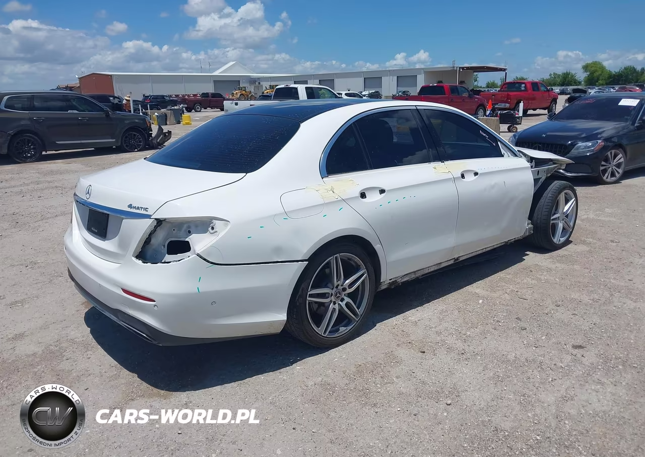 2018 Mercedes-Benz E 300 4Matic VIN:WDDZF4KB4JA358022 - 4
