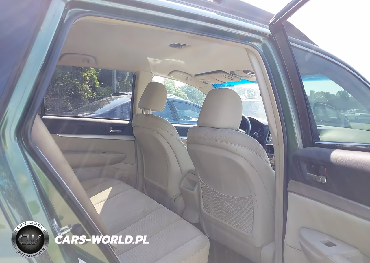 2011 Subaru Outback 2.5I Premium VIN:4S4BRBCC5B3389036 - 8
