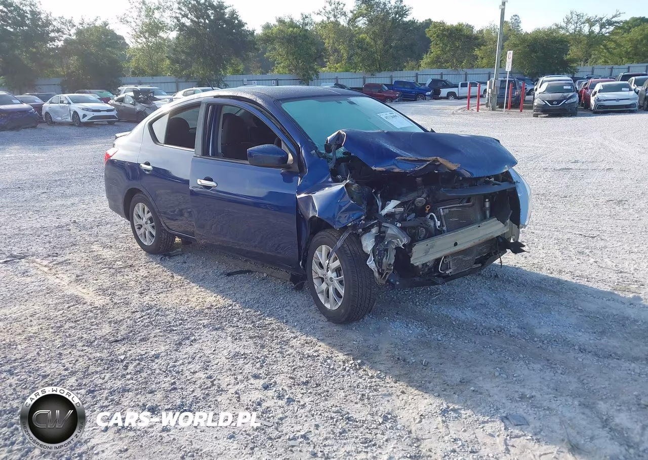 2018 Nissan Versa 1.6 Sv – zdjęcie 1 z 17