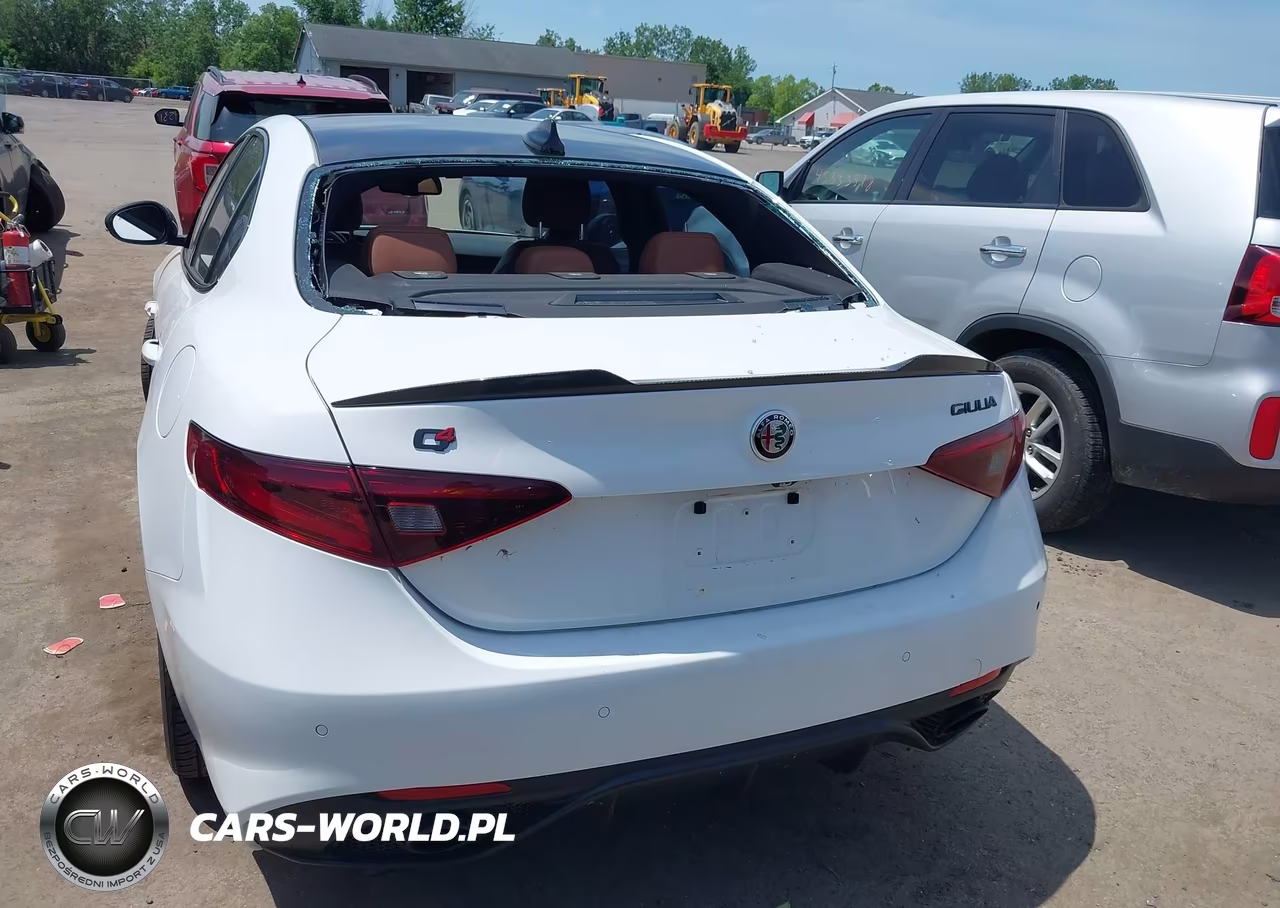 2021 Alfa Romeo Giulia Ti Sport Awd VIN:ZARFANBN2M7643787 - 16