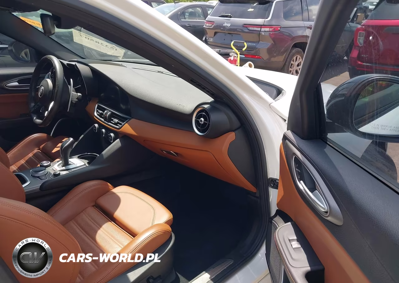 2021 Alfa Romeo Giulia Ti Sport Awd VIN:ZARFANBN2M7643787 - 5
