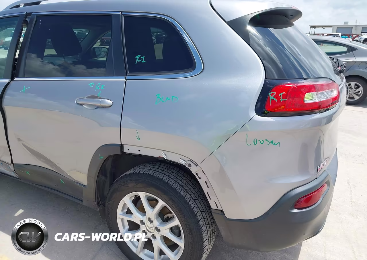 2016 Jeep Cherokee Latitude VIN:1C4PJLCB3GW293751 - 18