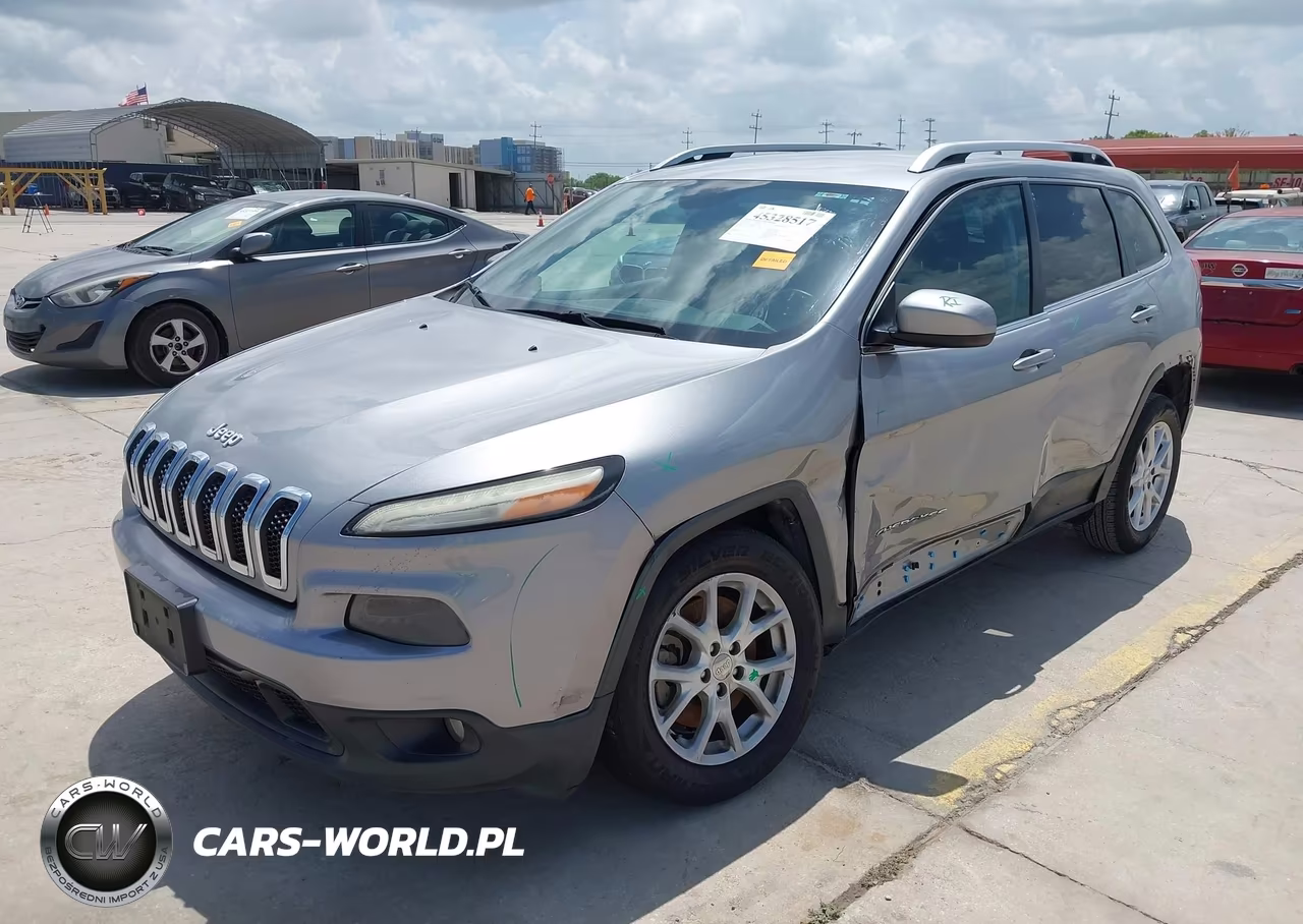 2016 Jeep Cherokee Latitude VIN:1C4PJLCB3GW293751 - 2
