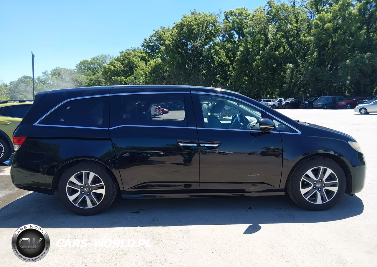 2015 Honda Odyssey Touring-Touring Elite VIN:5FNRL5H94FB029784 - 13