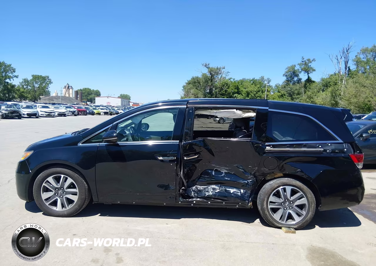 2015 Honda Odyssey Touring-Touring Elite VIN:5FNRL5H94FB029784 - 14