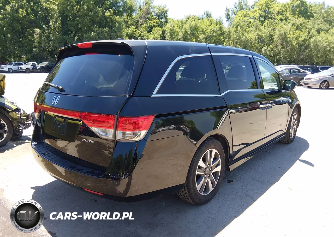 2015 Honda Odyssey Touring-Touring Elite VIN:5FNRL5H94FB029784 - 4