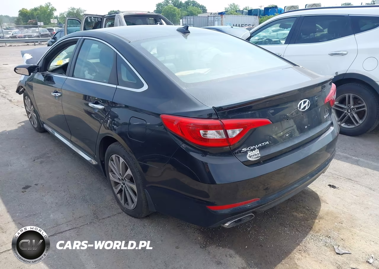 2017 Hyundai Sonata Sport VIN:5NPE34AFXHH445447 - 3