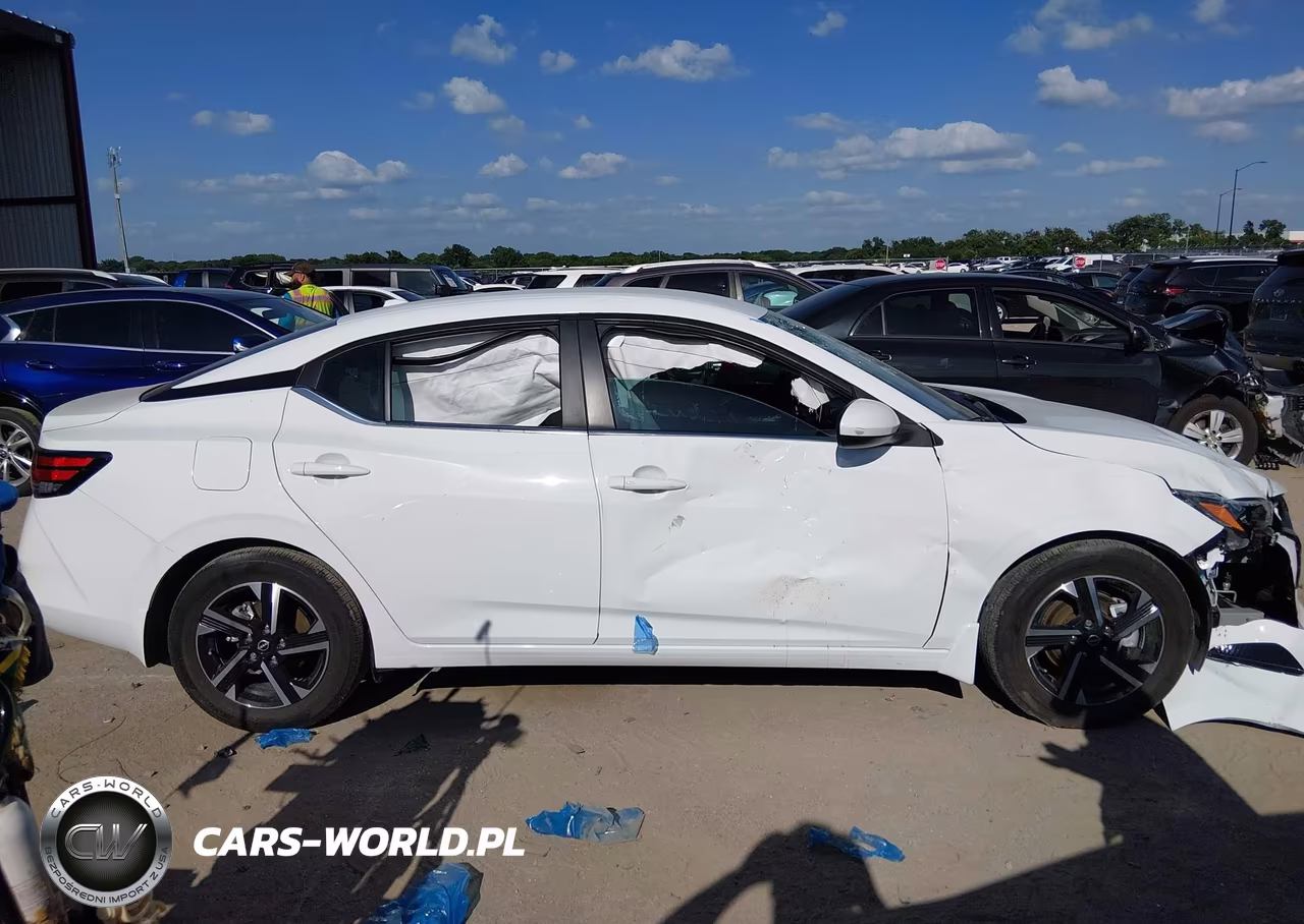 2025 Nissan Sentra Sv VIN:3N1AB8CV7SY218940 - 13