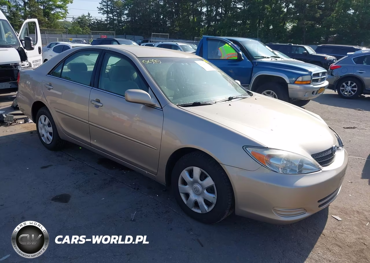 2004 Toyota Camry Le