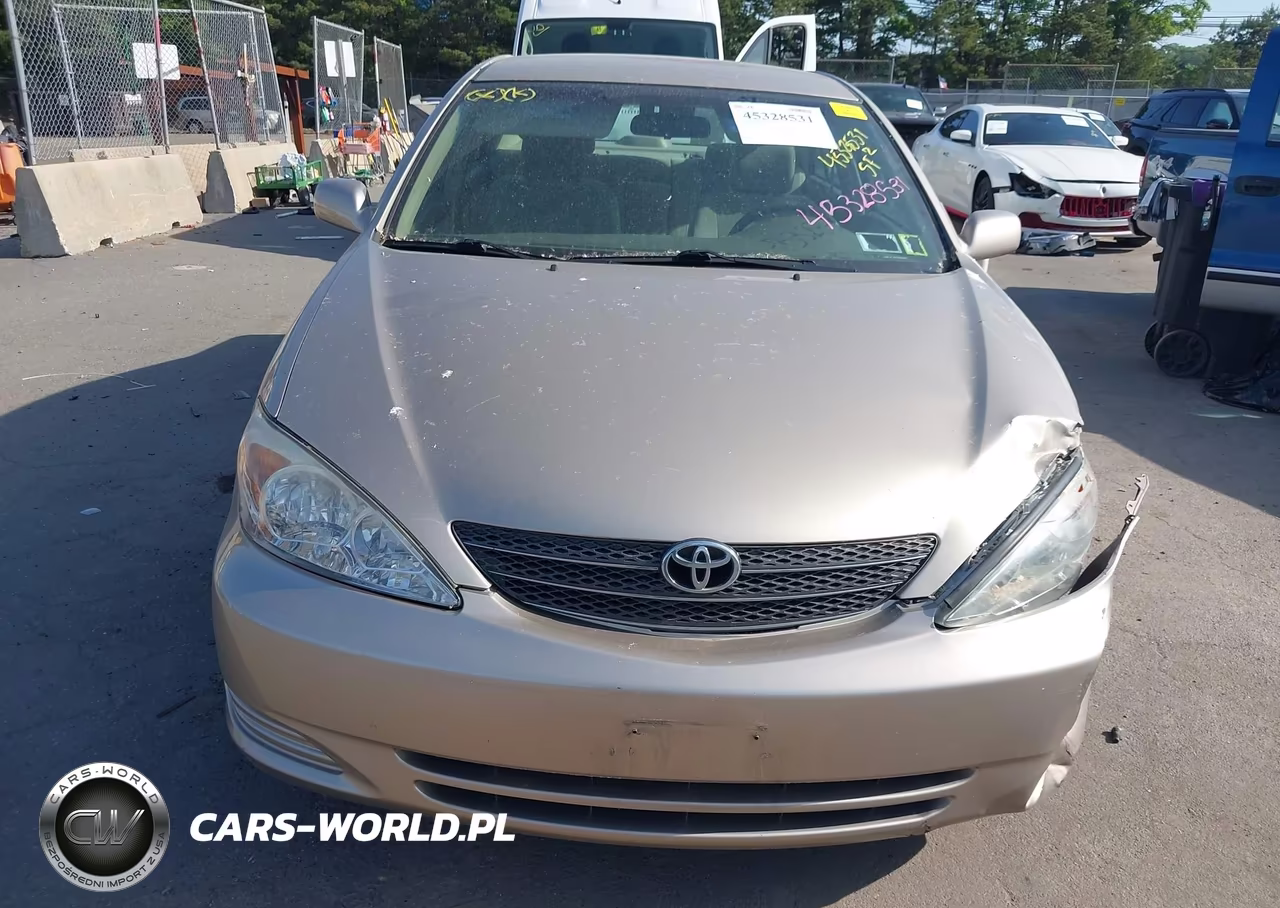 2004 Toyota Camry Le VIN:4T1BE32K84U931396 - 12