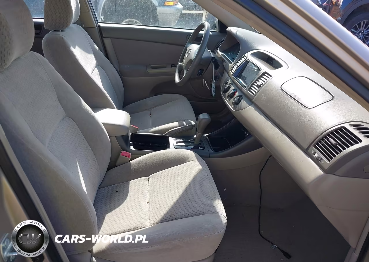 2004 Toyota Camry Le VIN:4T1BE32K84U931396 - 5
