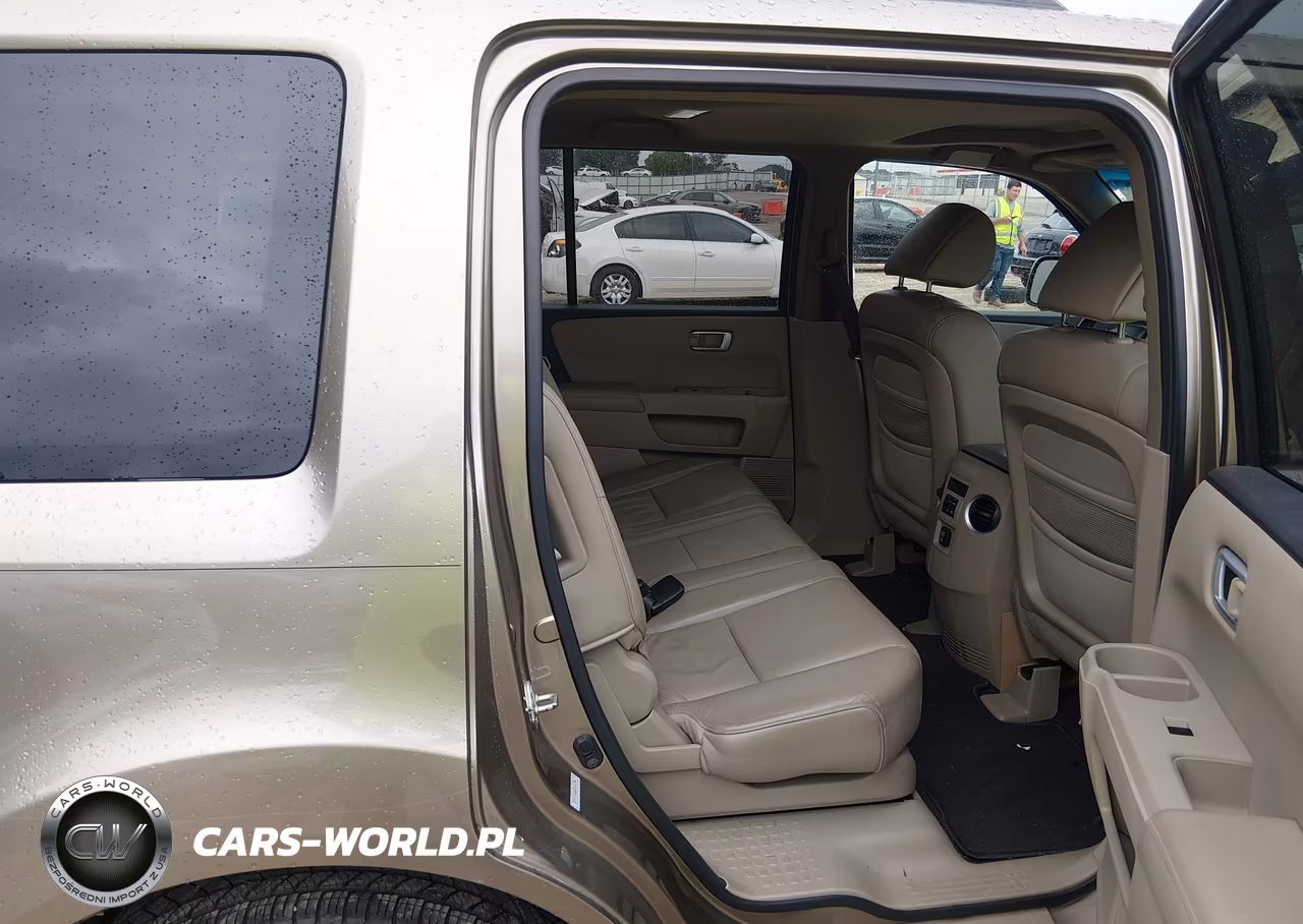 2010 Honda Pilot Ex-L VIN:5FNYF3H50AB006340 - 8