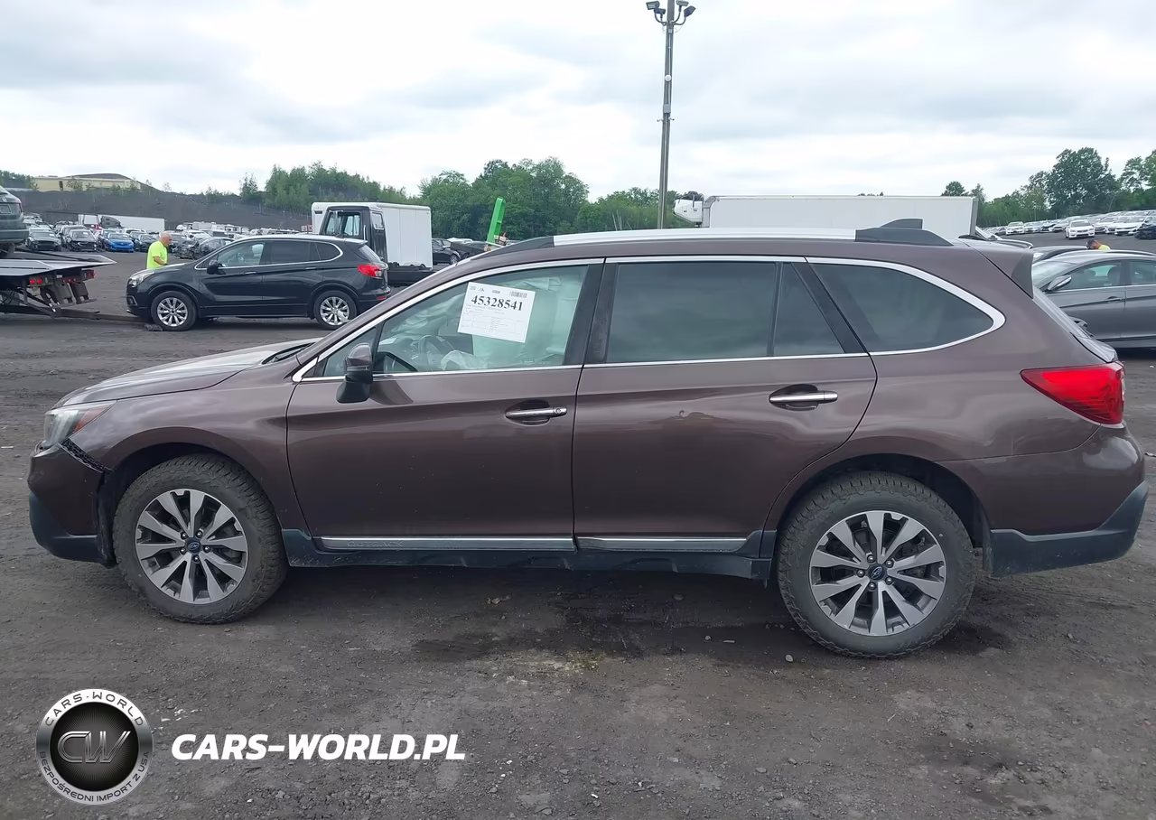 2019 Subaru Outback 2.5I Touring VIN:4S4BSATC8K3375419 - 14