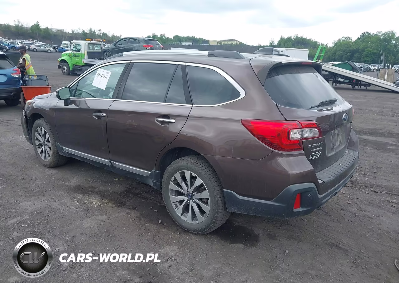 2019 Subaru Outback 2.5I Touring VIN:4S4BSATC8K3375419 - 3