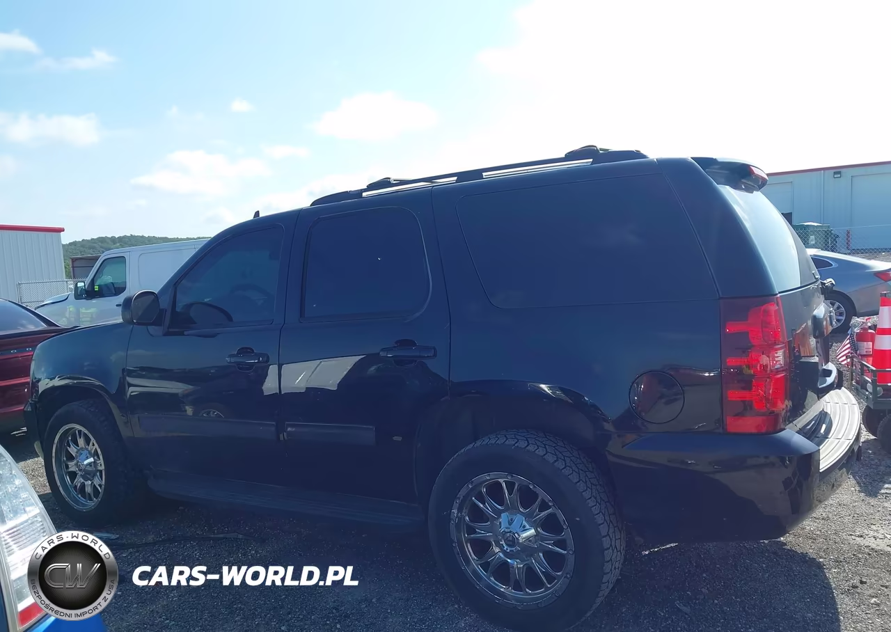 2013 Chevrolet Tahoe Lt VIN:1GNSCBE09DR212702 - 15
