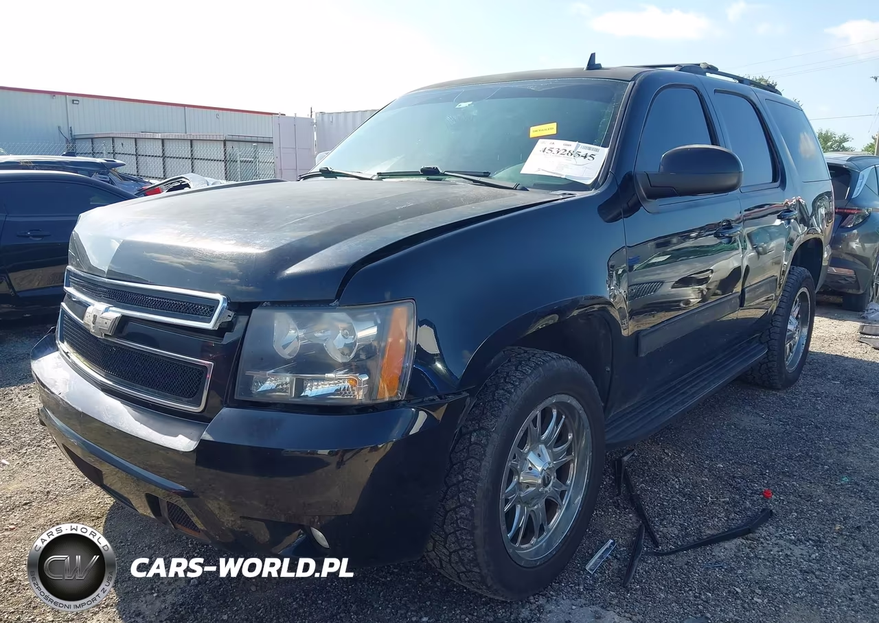 2013 Chevrolet Tahoe Lt VIN:1GNSCBE09DR212702 - 2