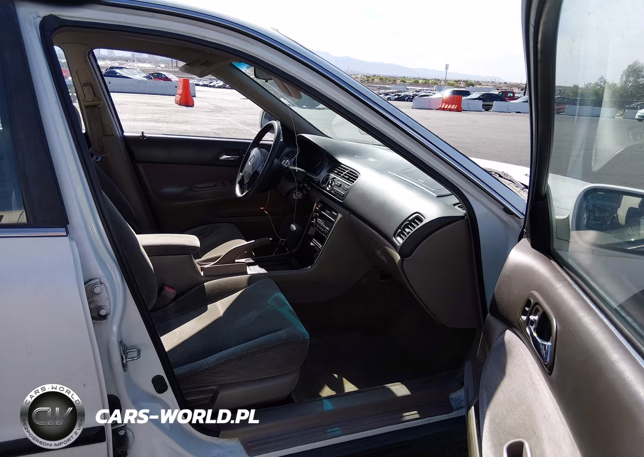 1994 Honda Accord Lx VIN:JHMCD5631RC105852 - 5