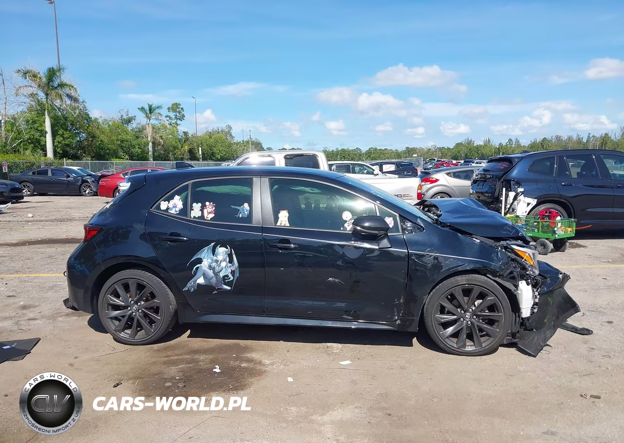 2024 Toyota Corolla Xse VIN:JTNC4MBE4R3231329 - 14