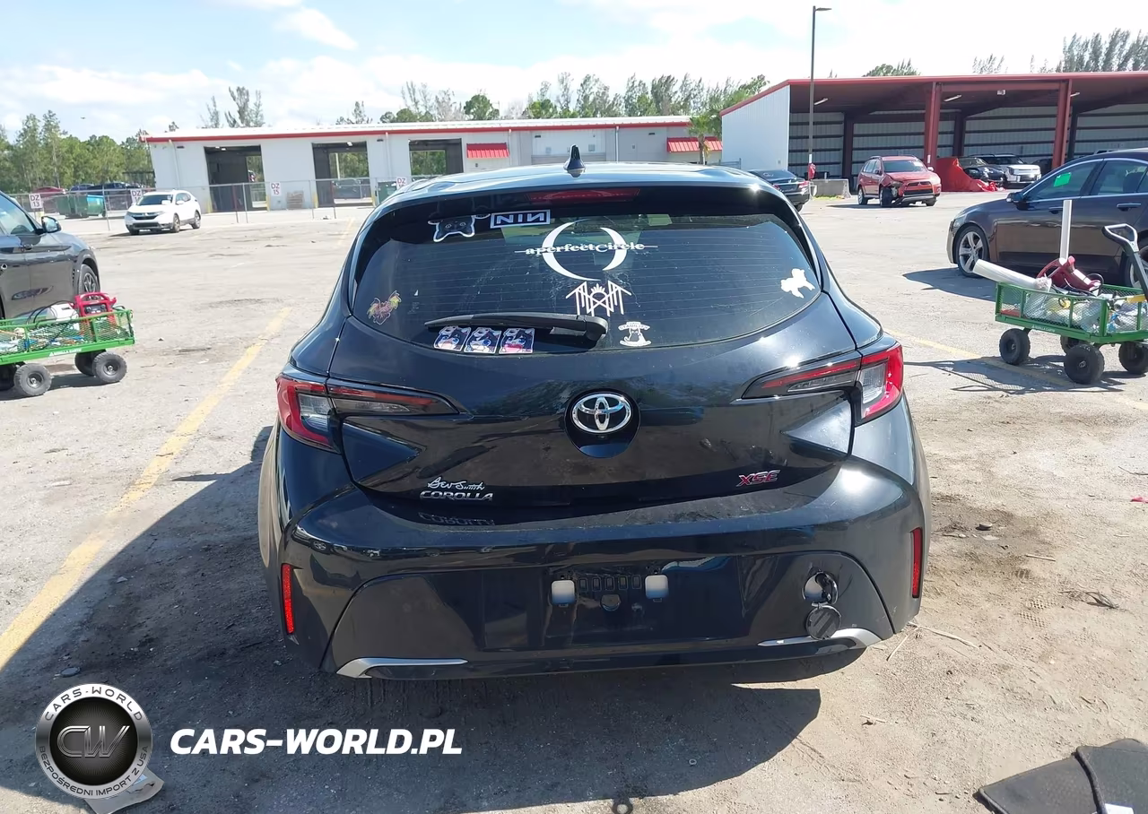 2024 Toyota Corolla Xse VIN:JTNC4MBE4R3231329 - 17