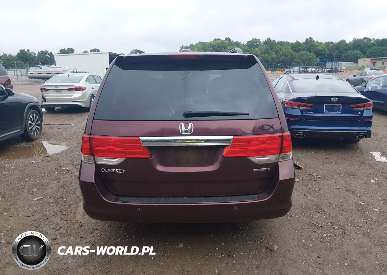 2010 Honda Odyssey Touring VIN:5FNRL3H96AB056661 - 17