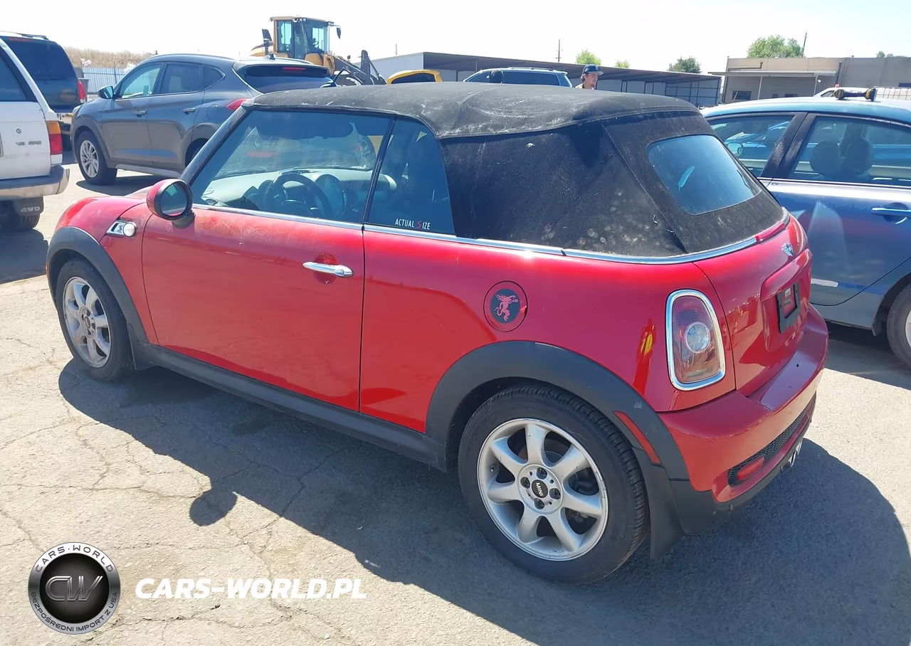 2010 Mini Cooper S VIN:WMWMS3C56ATZ85485 - 3