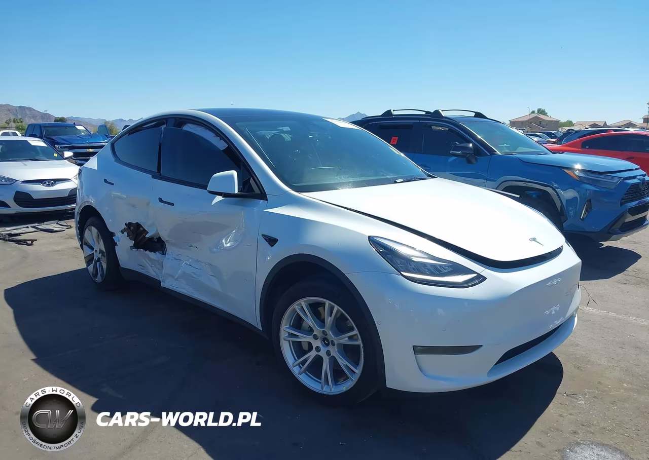 2022 Tesla Model Y Long Range Dual Motor All-Wheel Drive – zdjęcie 1 z 18