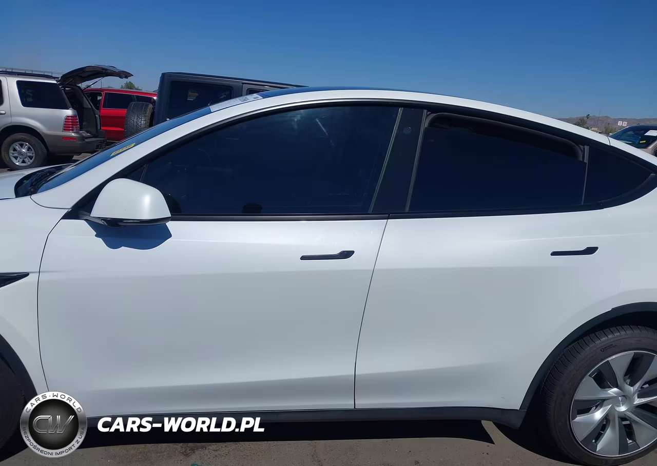 2022 Tesla Model Y Long Range Dual Motor All-Wheel Drive VIN:7SAYGDEE8NF449299 - 14