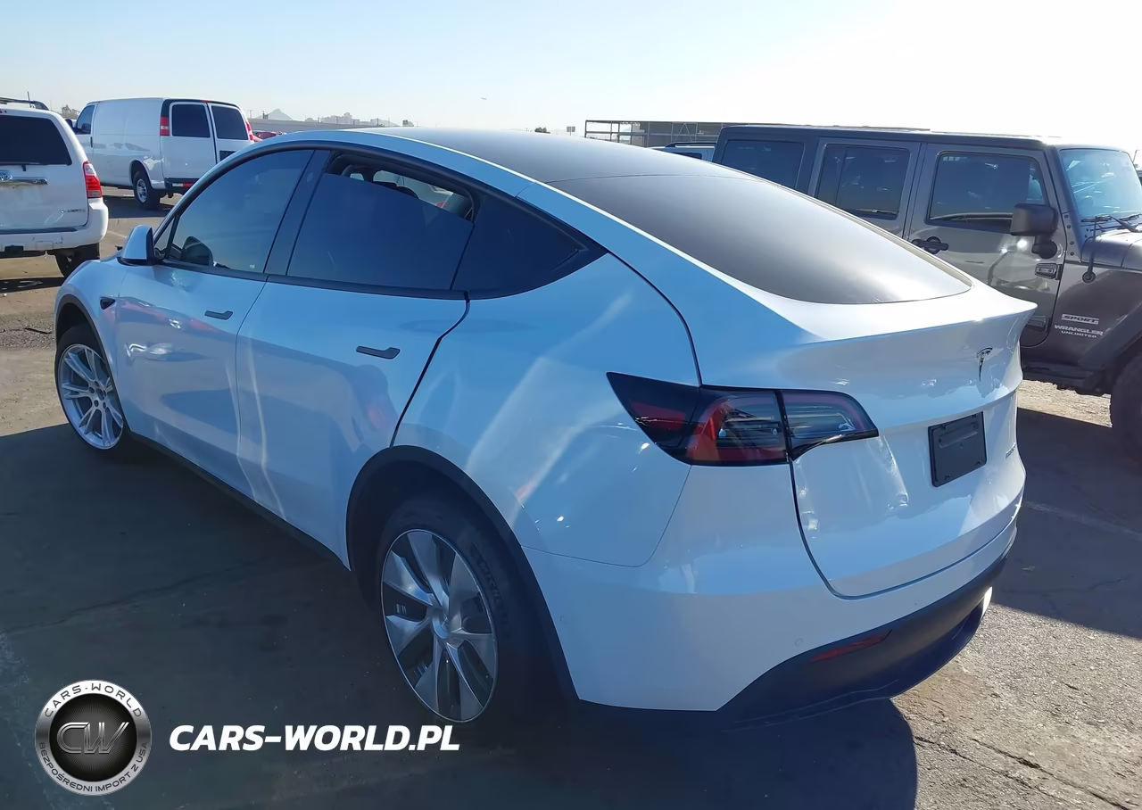 2022 Tesla Model Y Long Range Dual Motor All-Wheel Drive VIN:7SAYGDEE8NF449299 - 3