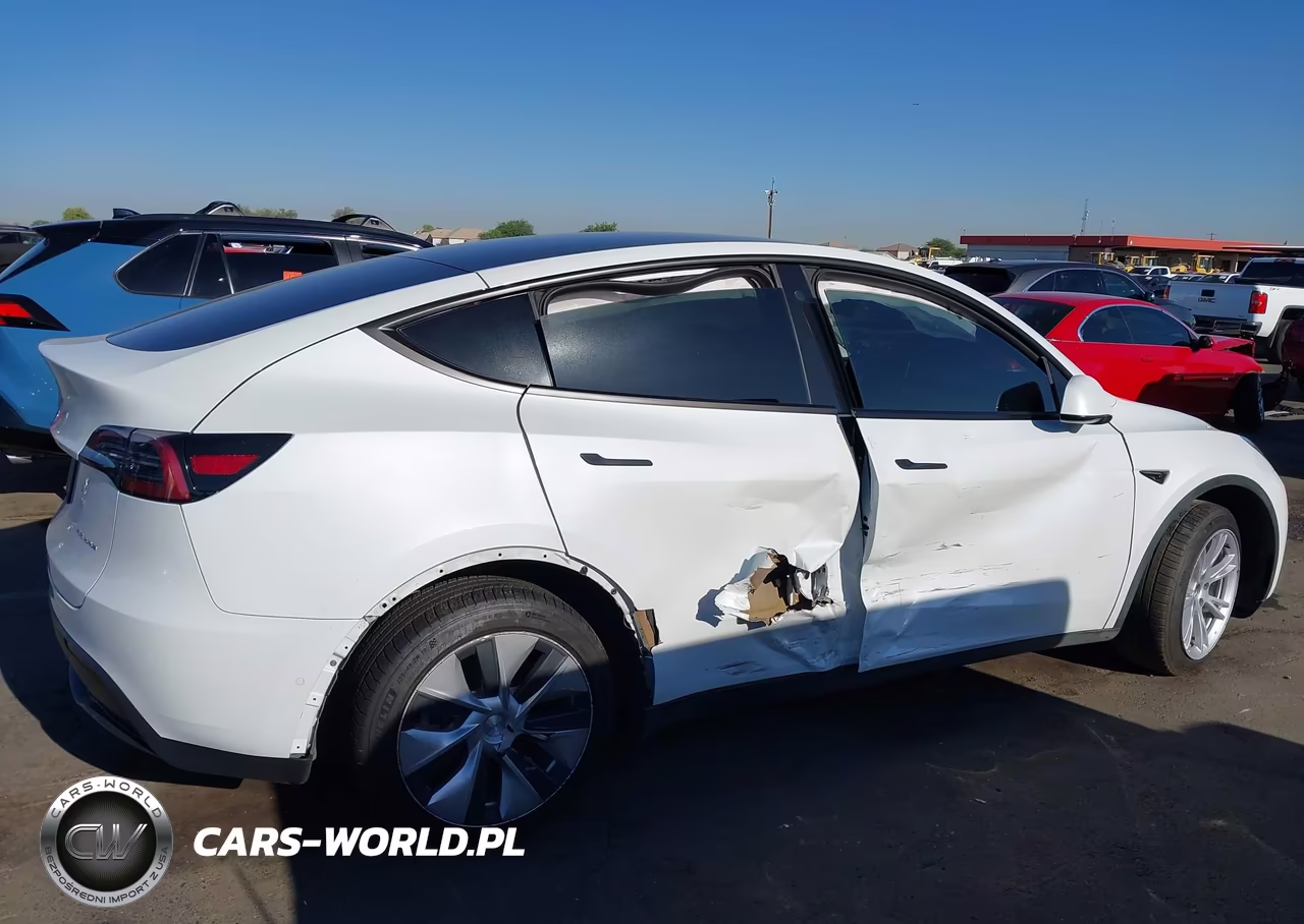 2022 Tesla Model Y Long Range Dual Motor All-Wheel Drive VIN:7SAYGDEE8NF449299 - 6