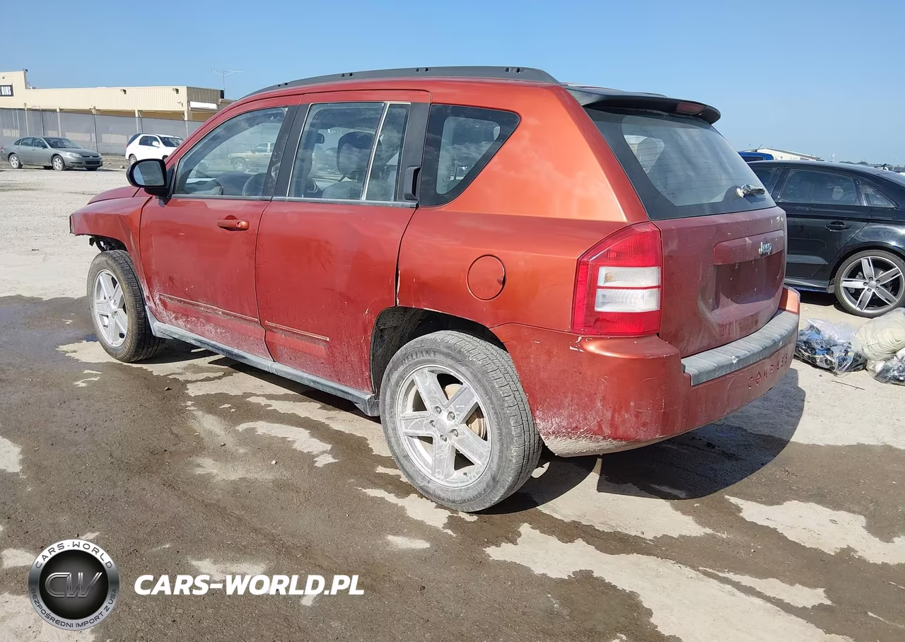 2010 Jeep Compass Sport VIN:1J4NT4FB7AD571258 - 3