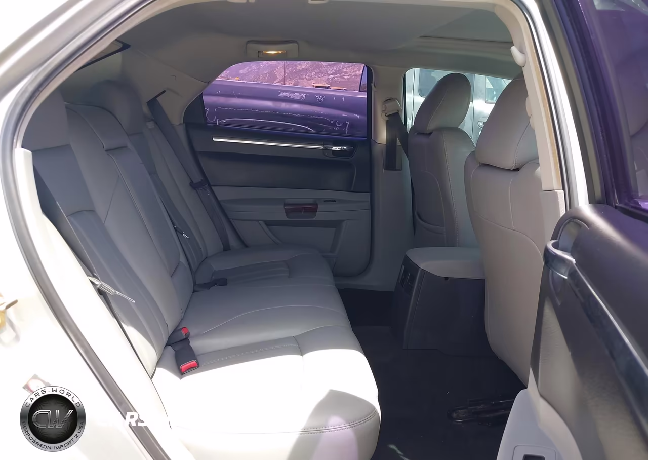 2006 Chrysler 300C VIN:2C3LA63H76H202339 - 8