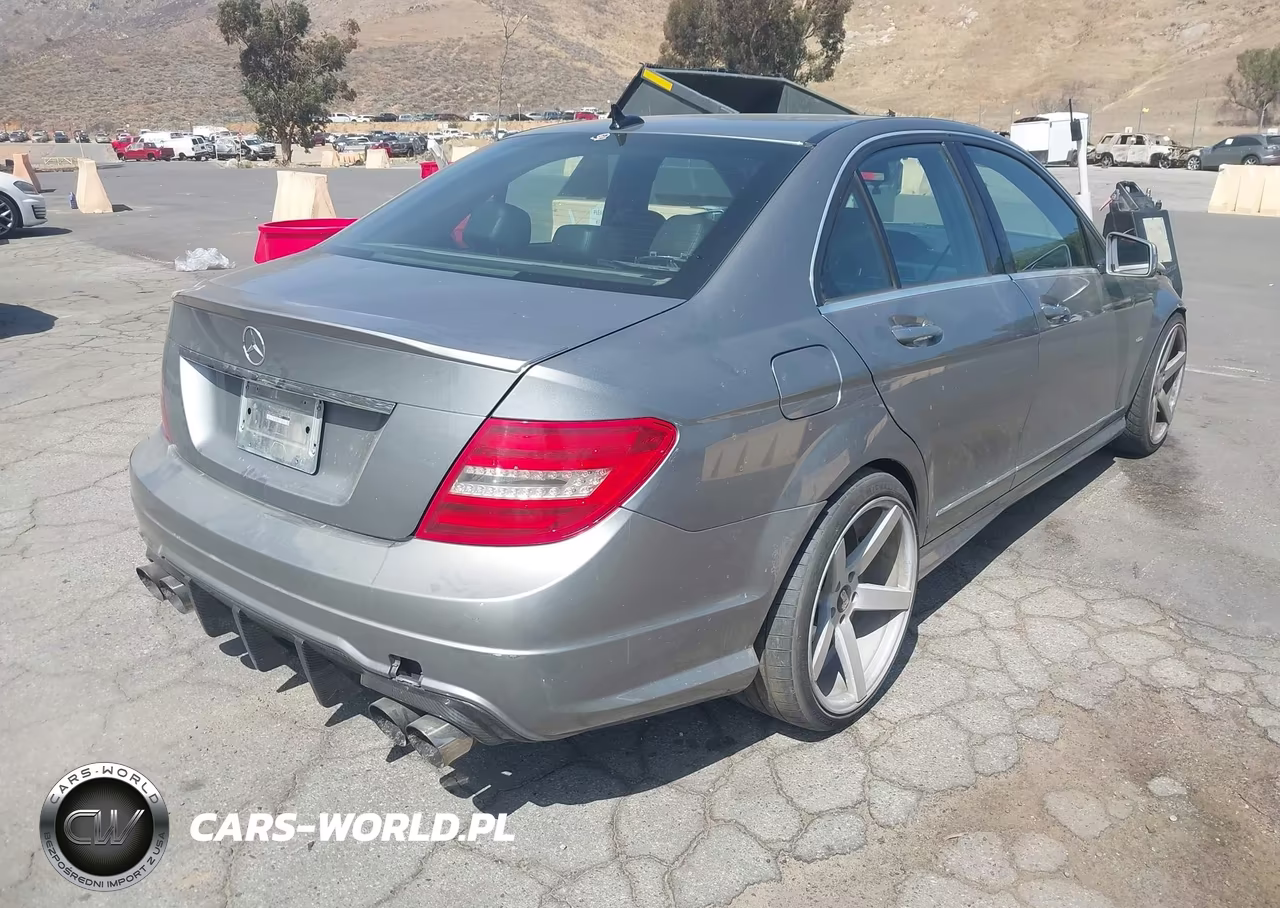2012 Mercedes-Benz C 250 Sport VIN:WDDGF4HB3CR219857 - 4