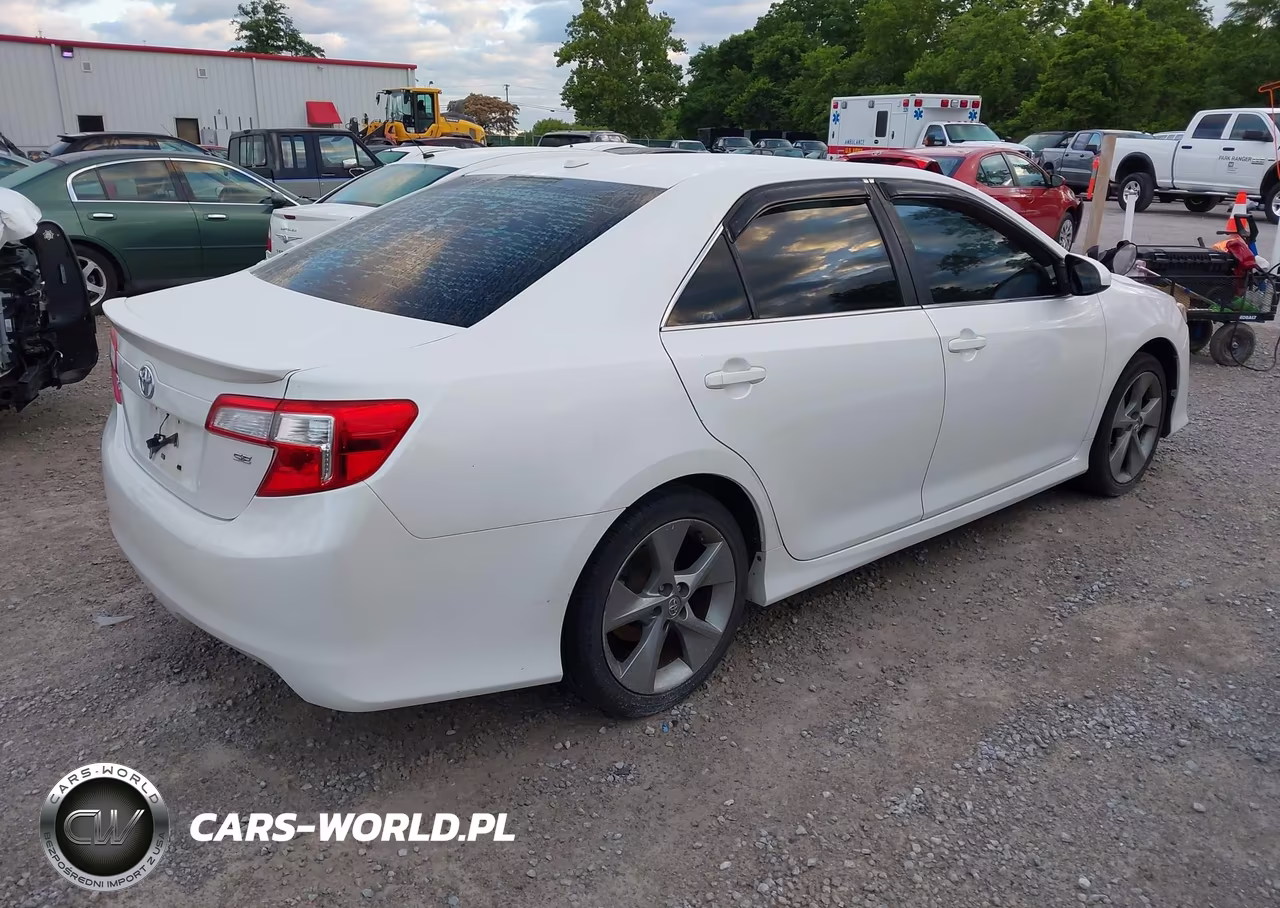 2012 Toyota Camry Se Limited Edition VIN:4T1BF1FK8CU634171 - 4