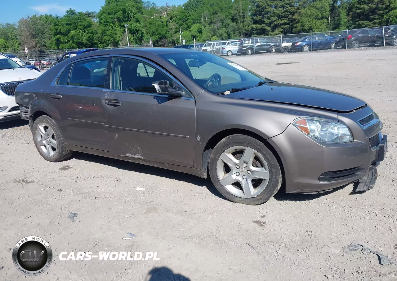 2011 Chevrolet Malibu Ls – zdjęcie 1 z 15