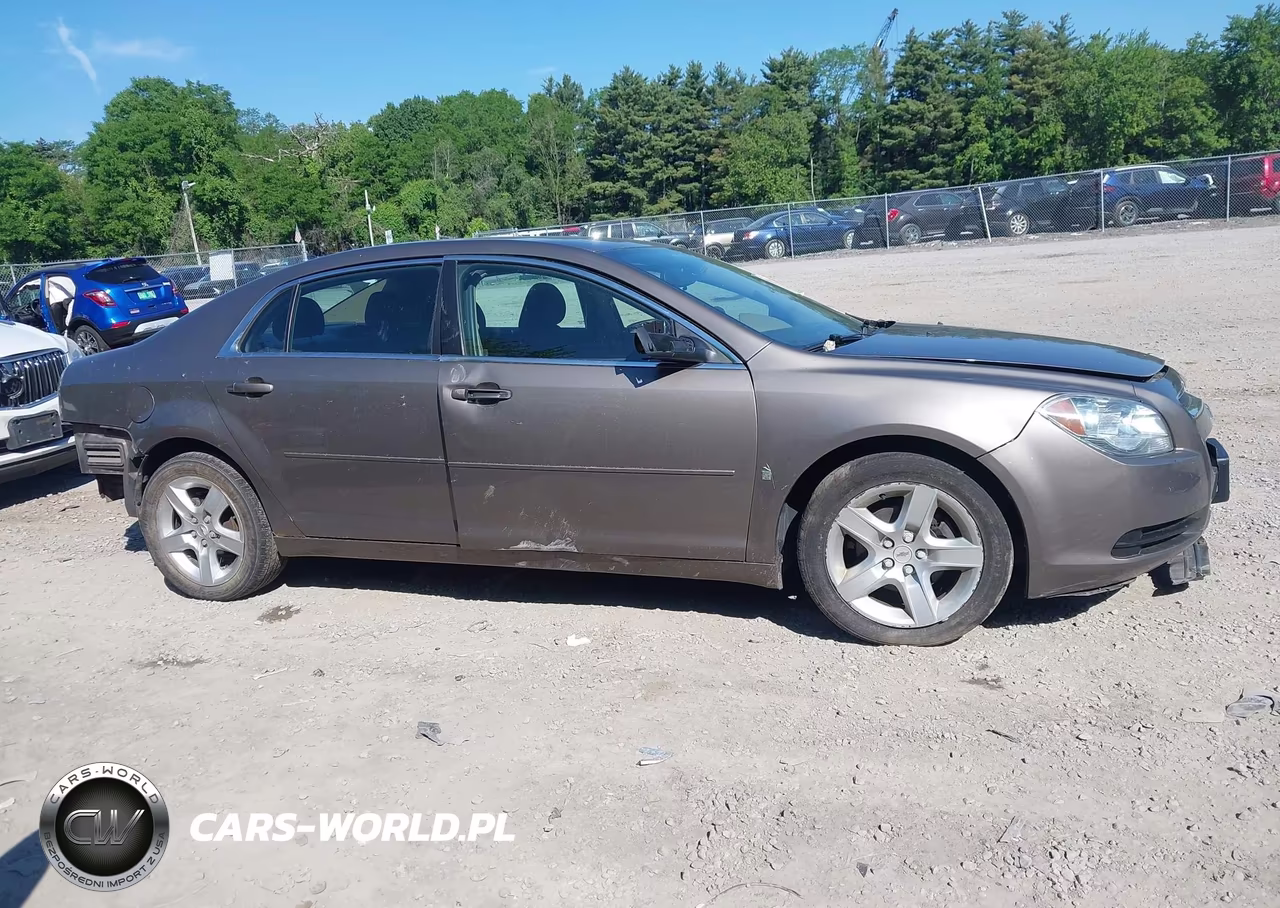 2011 Chevrolet Malibu Ls VIN:1G1ZB5E14BF252035 - 12