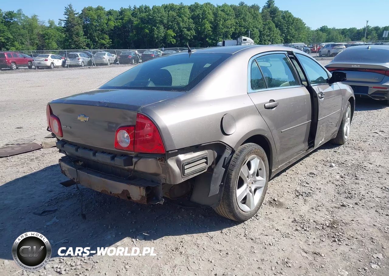 2011 Chevrolet Malibu Ls VIN:1G1ZB5E14BF252035 - 4