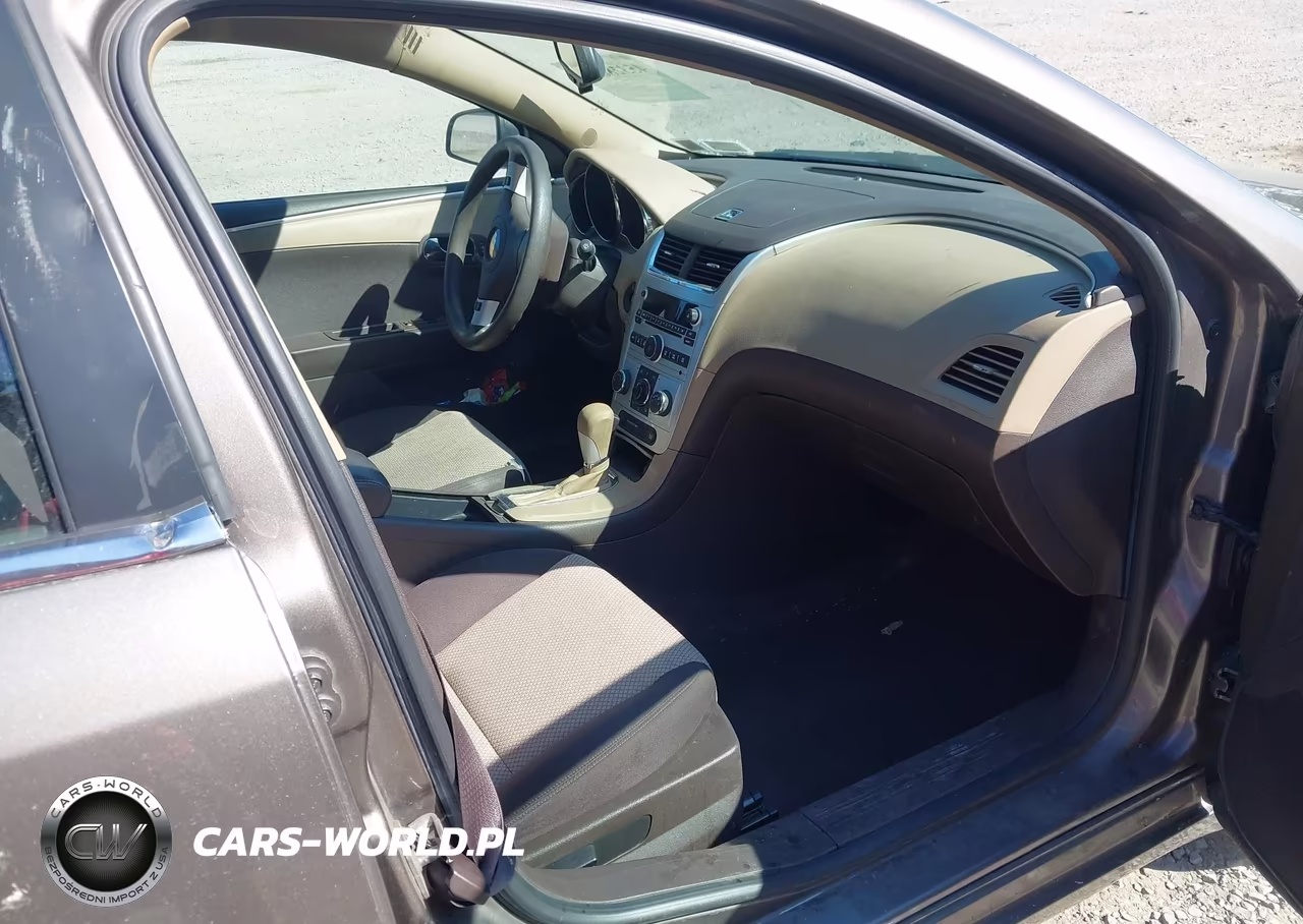2011 Chevrolet Malibu Ls VIN:1G1ZB5E14BF252035 - 5